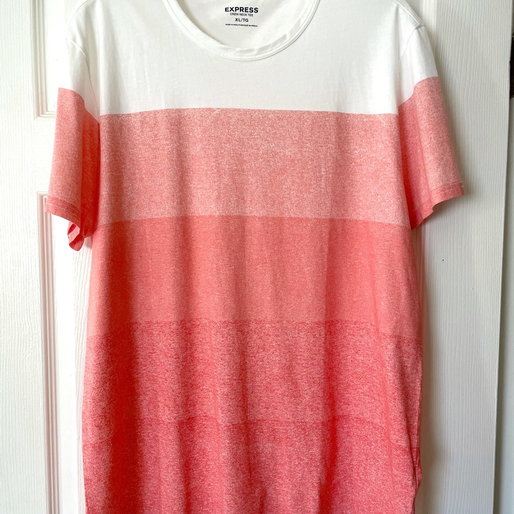 Express Men’s XL T-shirt NWOT